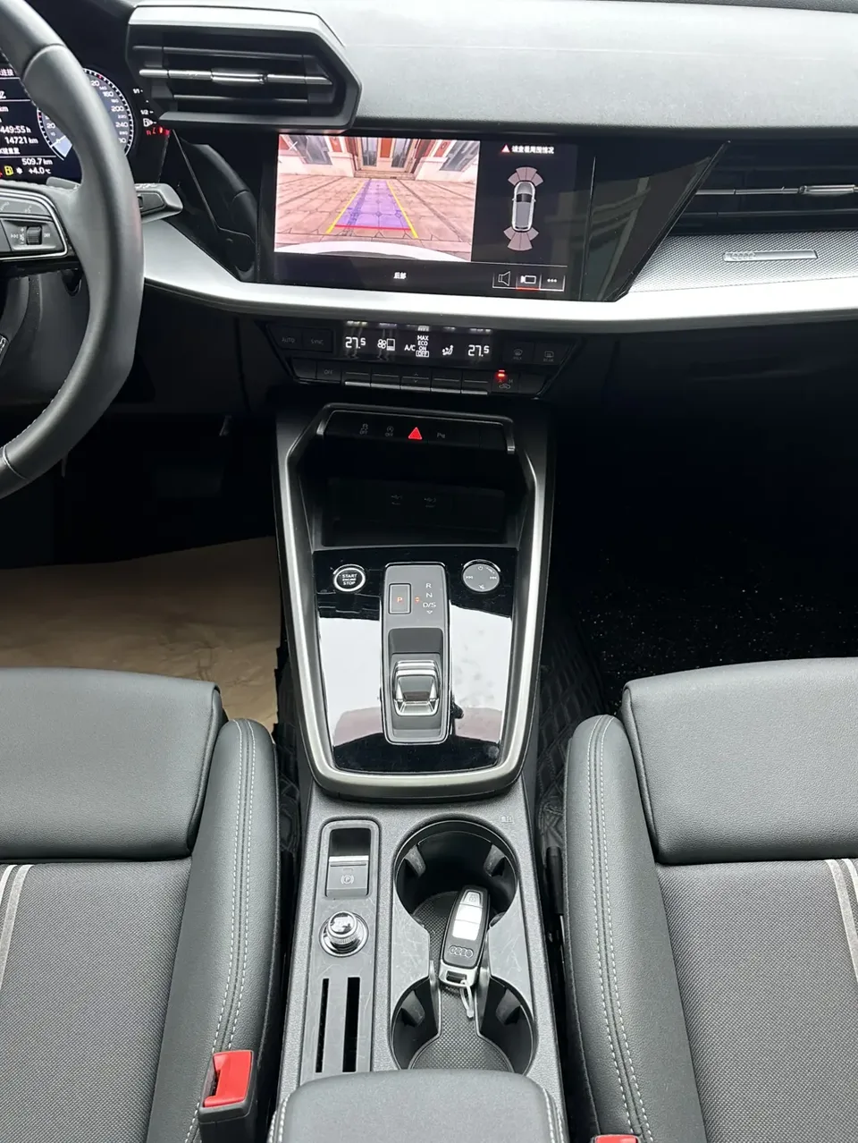 Audi A3 Audi A3 2024 Sportback 35 TFSI stylish and sporty 2024 — миниатюра 3