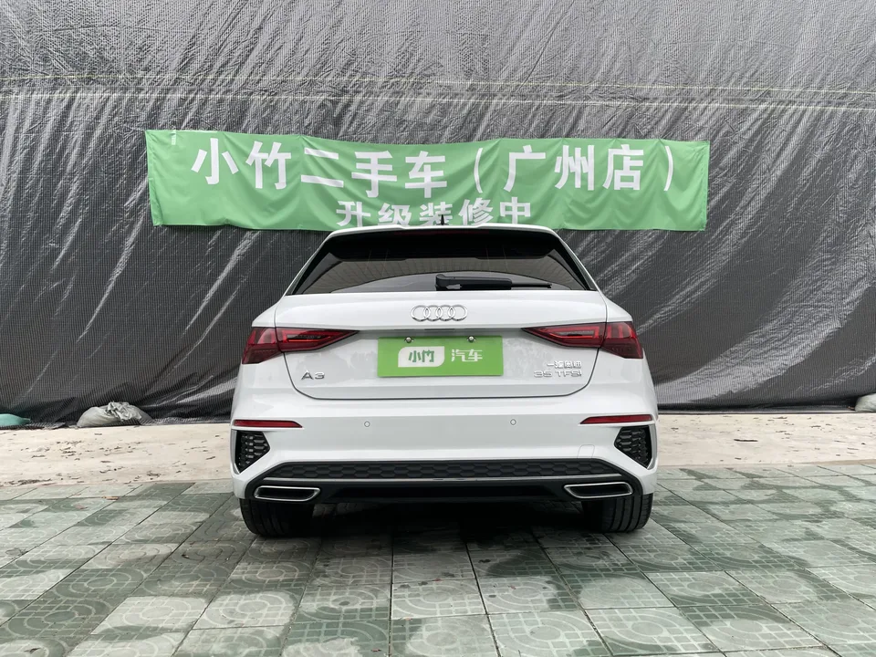 Audi A3 facelift Sportback 35 TFSI aggressive and sporty 2023 — миниатюра 2