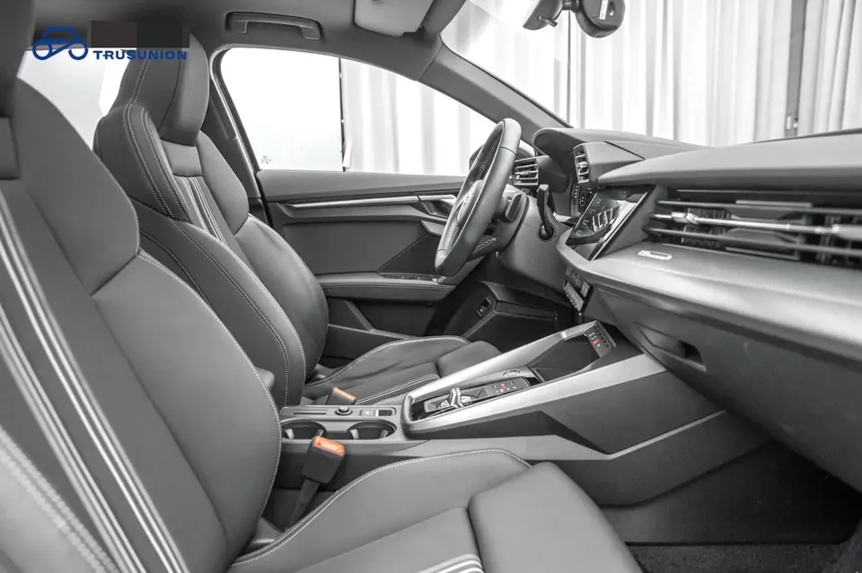 Audi A3 Audi A3 2024 Sportback 35 TFSI Stylish and sporty 2024 — thumbnail 5