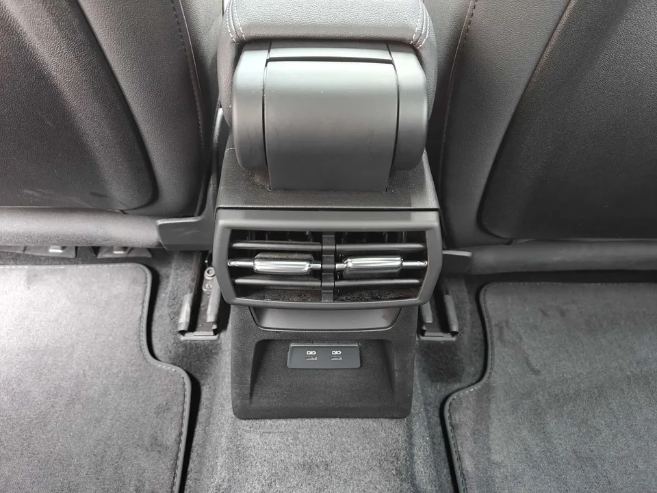 Audi A3 Audi A3 2024 Sportback 35 TFSI stylish and sporty 2023 — миниатюра 3