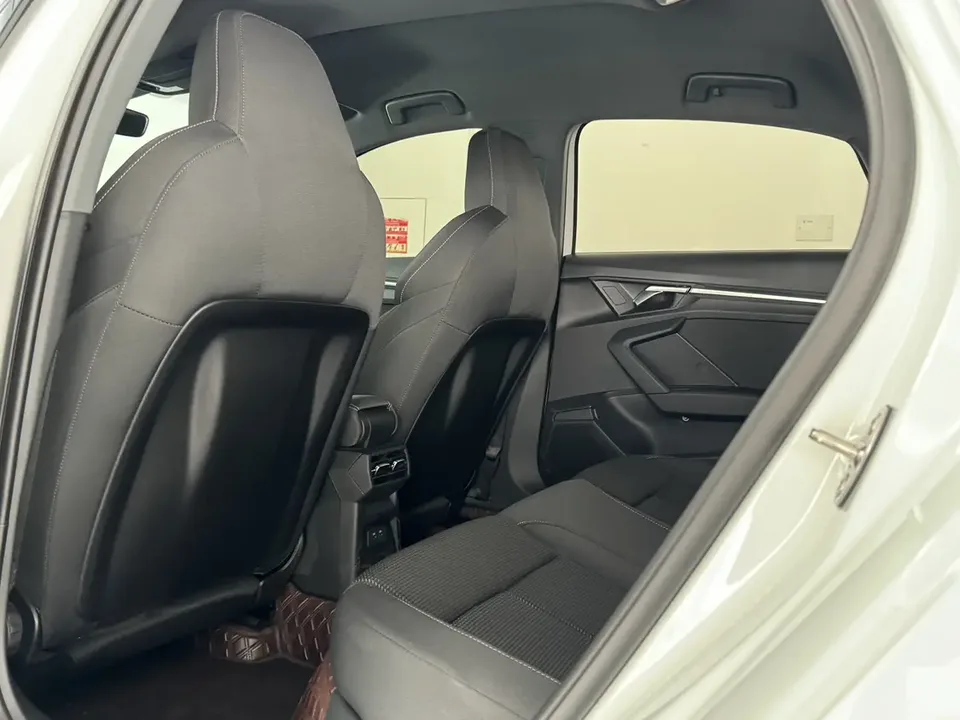 Audi A3 A3 2024 Audi A3 2024 A3L Limousine 35 TFSI aggressive and sporty 2024 — thumbnail 4