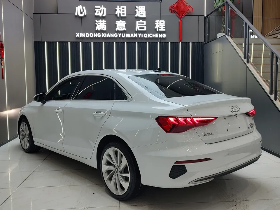 Audi A3 A3L Limousine 35 TFSI Fashionable and Elegant 2024 — миниатюра 4