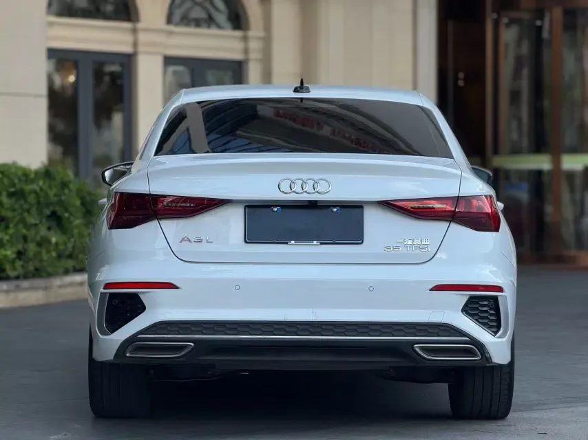 Audi A3 A3L Limousine 35 TFSI Fashionable and Elegant 2023 — миниатюра 4