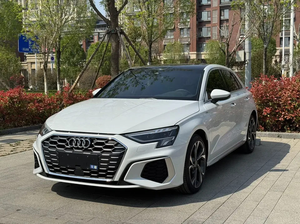 Audi A3 Audi A3 2022 Sportback 35 TFSI Stylish and sporty 2023 — photo 1, buy with delivery to Moscow
