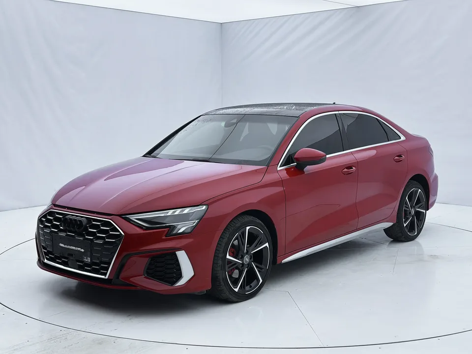 Audi A3 A3L Limousine 35 TFSI Fashion Sports 2022 — фото 1, купить с доставкой в Москву