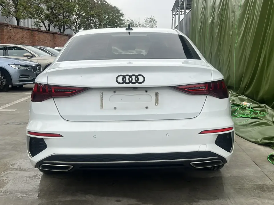 Audi A3 facelift Sportback 35 TFSI, stylish and elegant 2023 — миниатюра 5