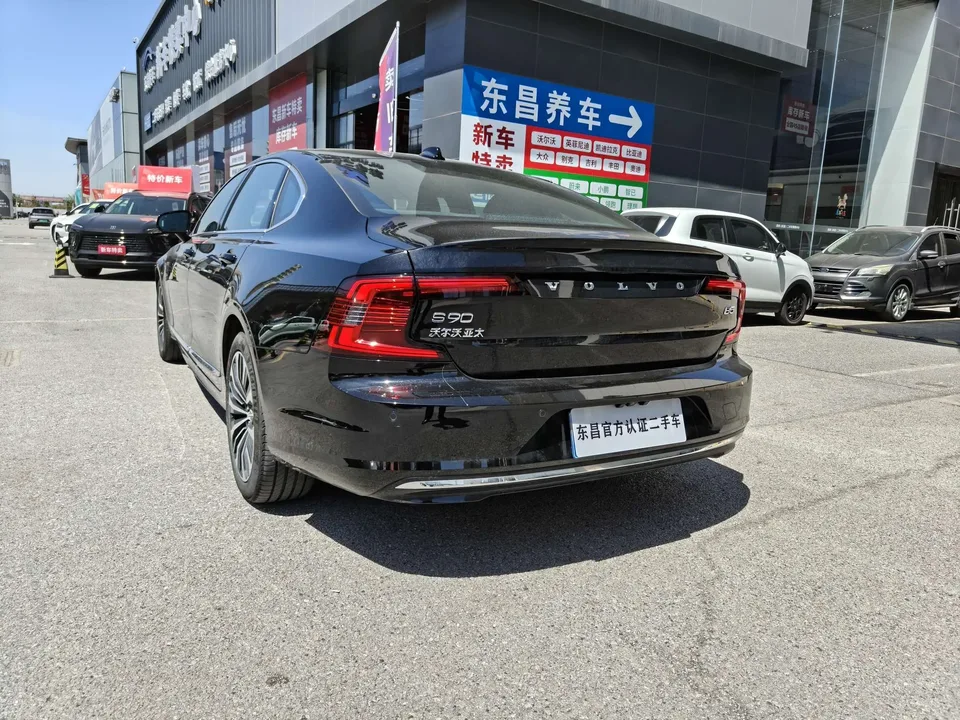 Volvo S90 Volvo S90 2024 B5 Zhiyi Deluxe Edition 2024 — thumbnail 2