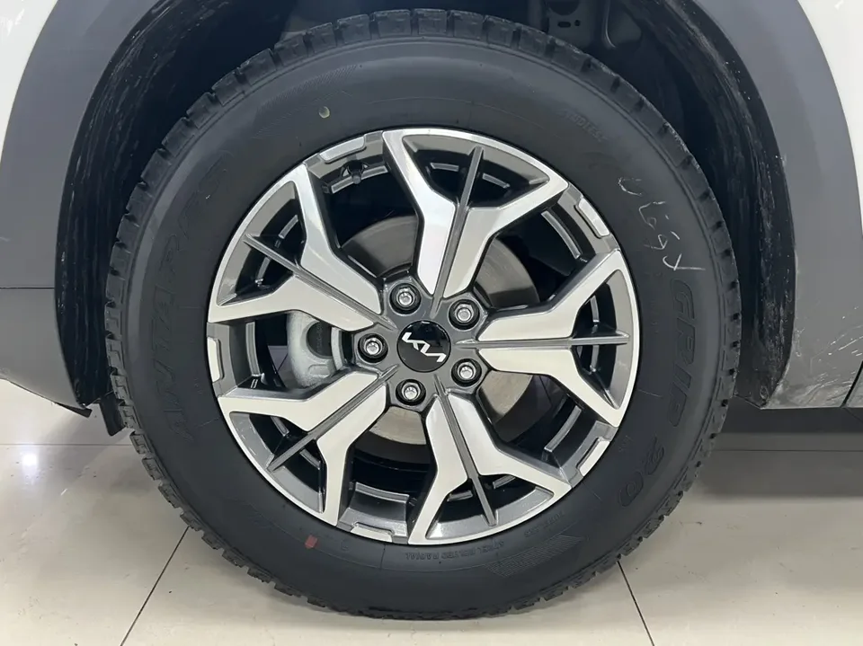 Kia Run proudly Run proudly 2021 1.5L CVT Trend Edition 2023 — thumbnail 3