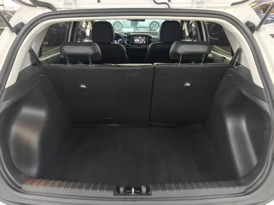 Kia KX1 Yipao facelift 1.4L CVT Fun Edition 2023 — миниатюра 3