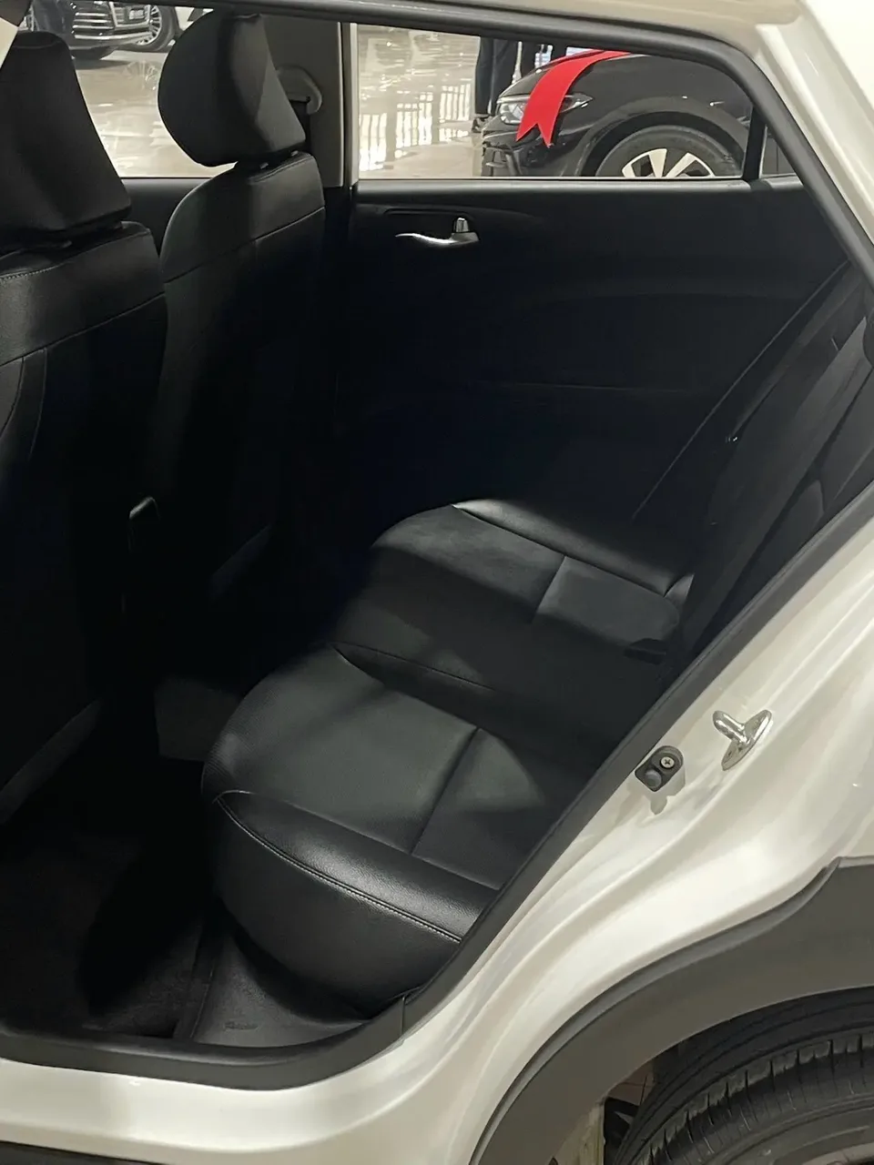 Kia KX1 1.4L CVT fun sunroof model 2022 — thumbnail 5