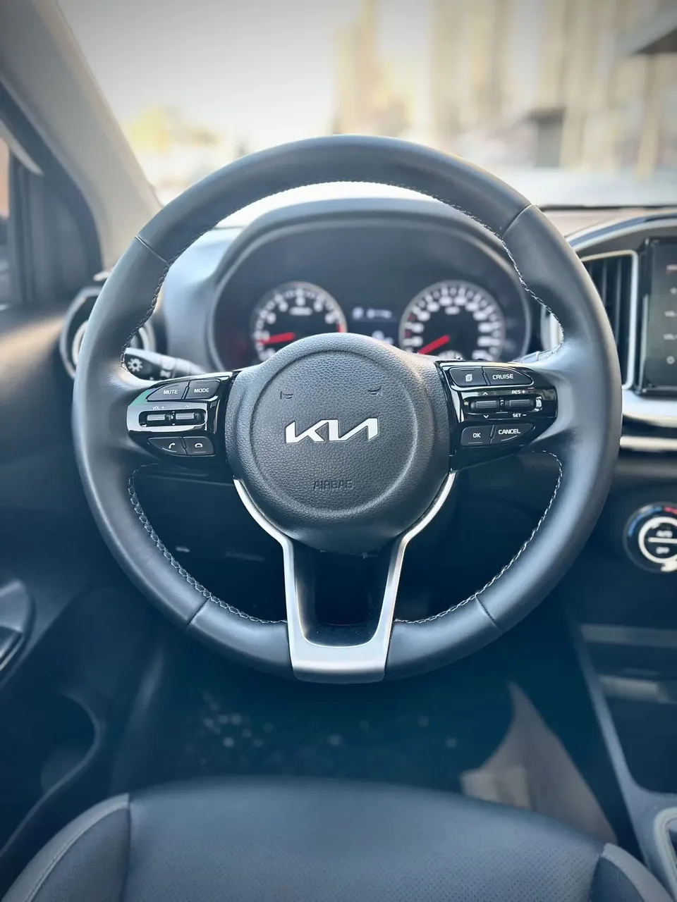 Kia KX1 1.4L CVT fun sunroof model 2022 — миниатюра 5