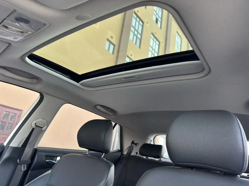 Kia KX1 1.4L CVT fun sunroof model 2022 — миниатюра 5