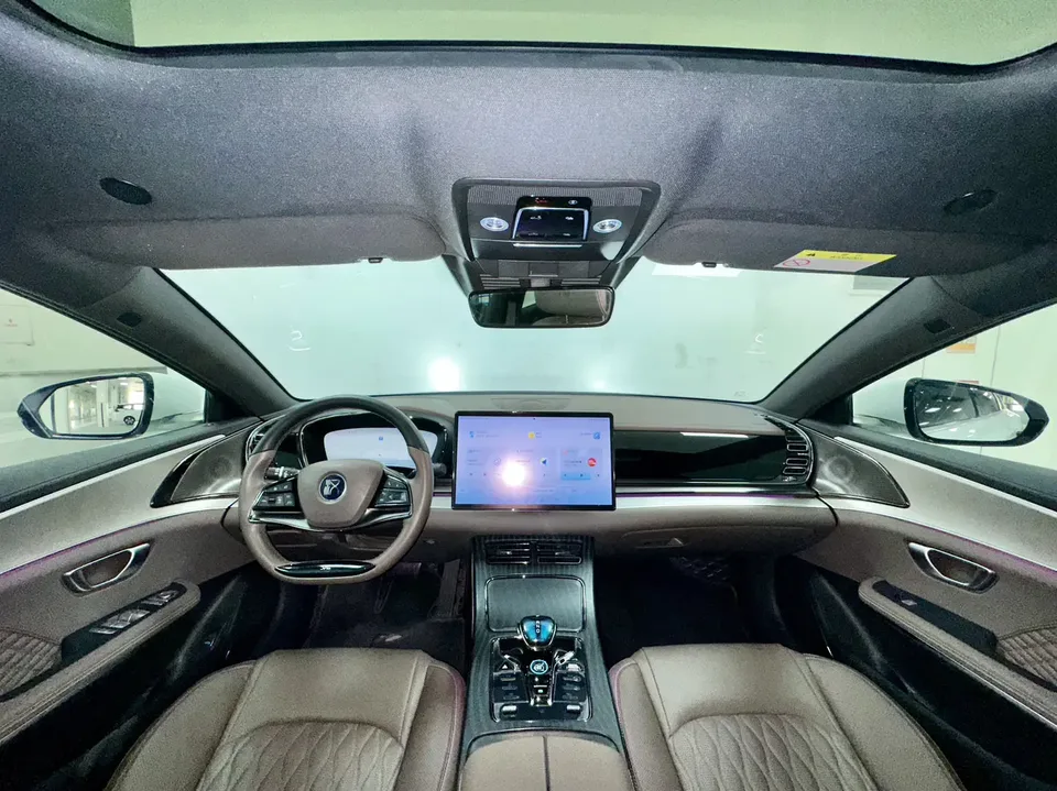 BYD Han EV Champion Edition 506KM Premium 2024 — миниатюра 2