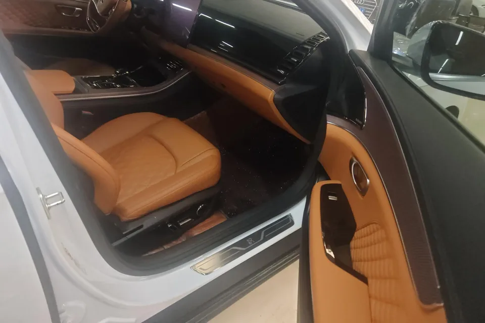 BYD Han DM DM-i 121KM Premium Edition 2023 — миниатюра 5