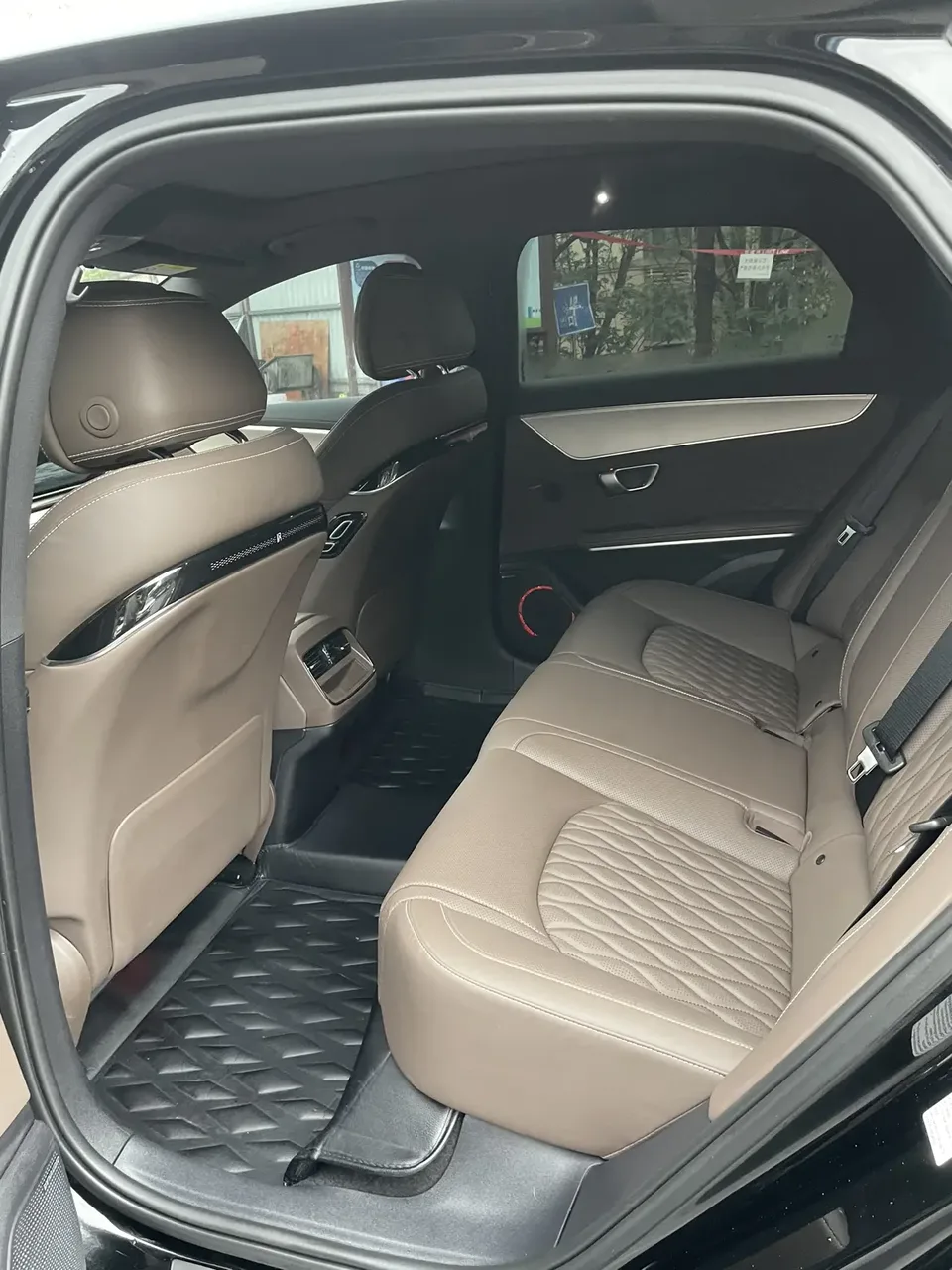 BYD Han DM DM-i 121KM Premium Edition 2023 — миниатюра 4