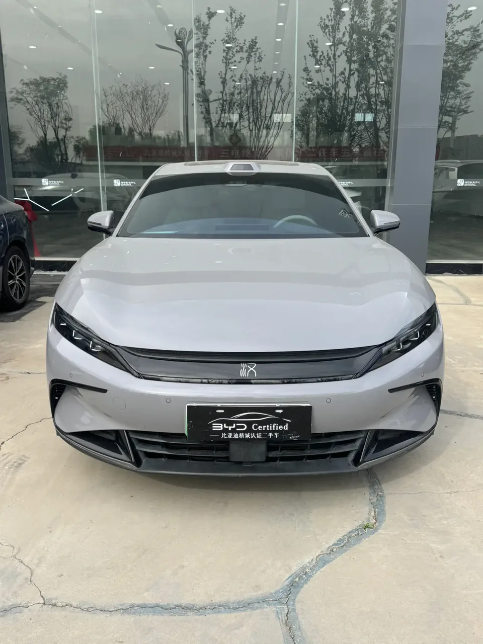 BYD Han DM 2025