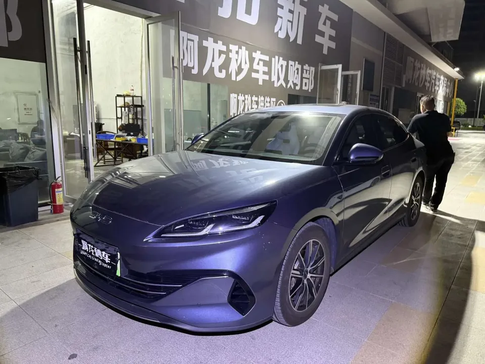 BYD Seal 06DM 2025