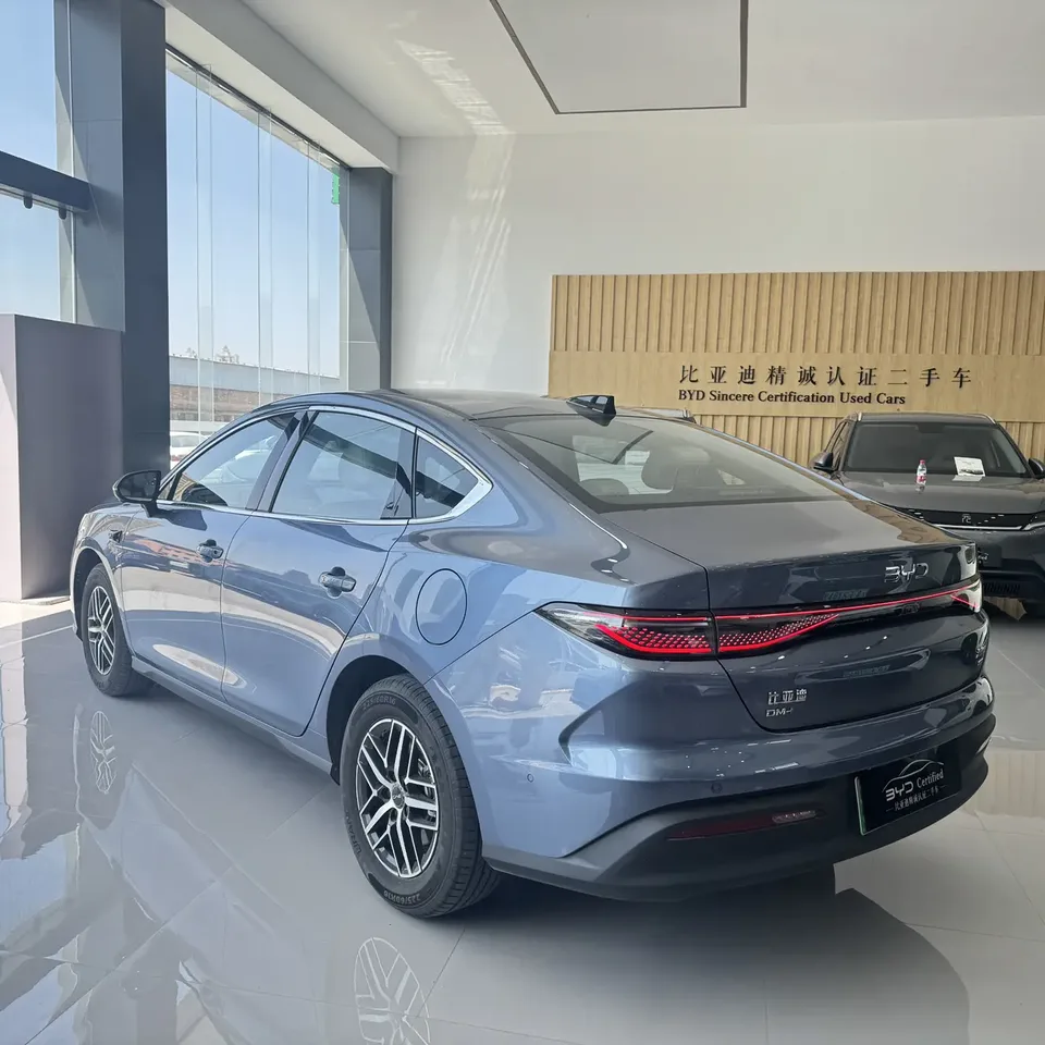 BYD Seal 05DM Intelligent Driving Edition DM-i 120KM Flagship Model 2025 — миниатюра 4