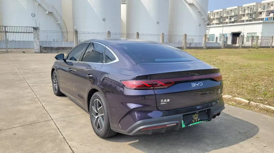 BYD Qin L DM Qin L DM 2025 Intelligent Driving Edition DM-i 80KM Beyond Edition 2025 — thumbnail 2