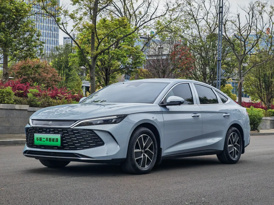 BYD Qin L DM 2025