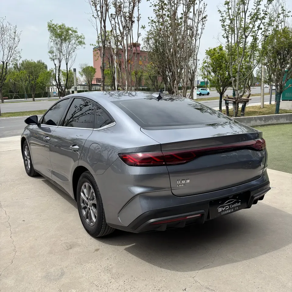 BYD Qin L DM DM-i 80KM Leading Model 2024 — миниатюра 2