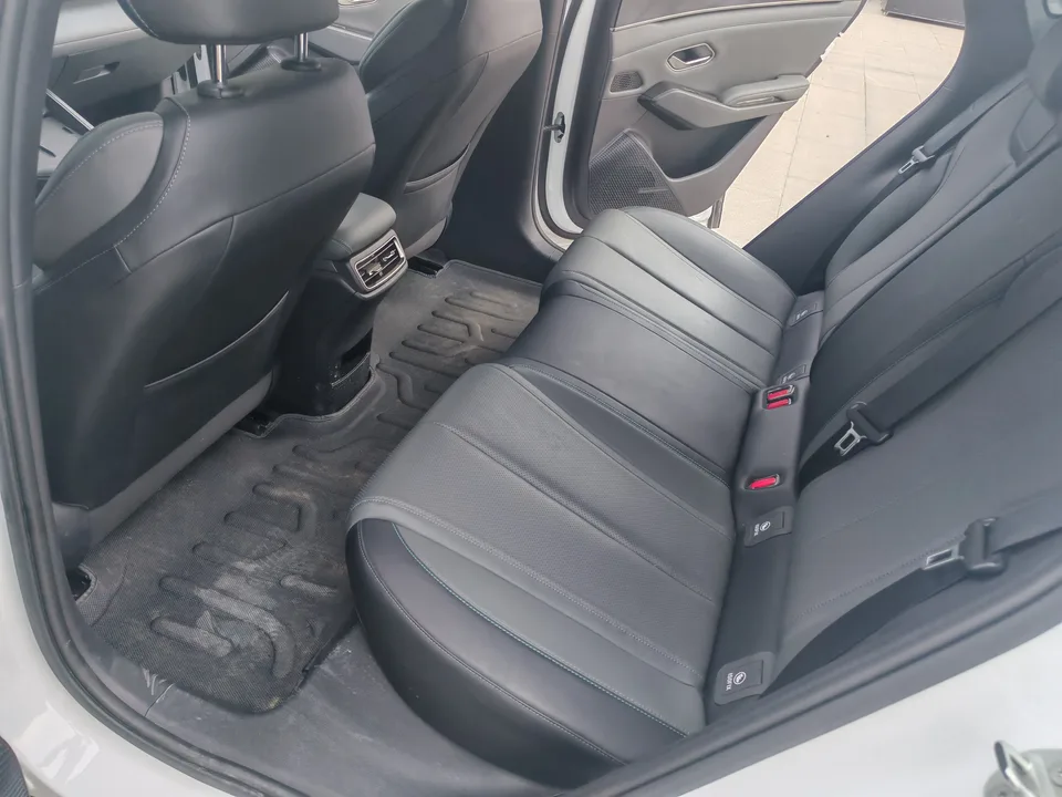 BYD Qin L DM DM-i 80KM Leading Model 2025 — миниатюра 4