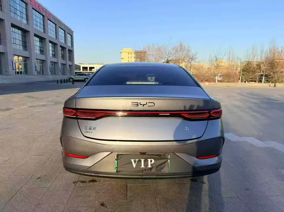 BYD Qin PLUS DM Qin PLUS DM 2025 Intelligent Driving Edition DM-i 55KM Leading Edition 2025 — thumbnail 2