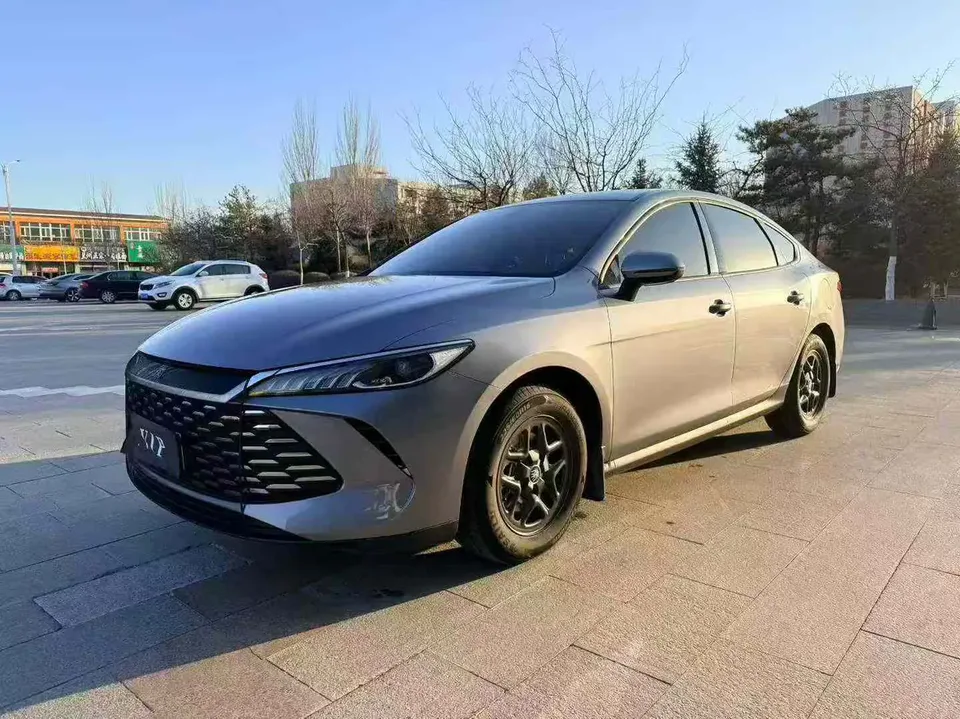 BYD Qin PLUS DM Qin PLUS DM 2025 Intelligent Driving Edition DM-i 55KM Leading Edition 2025 — photo 1, buy with delivery to Moscow
