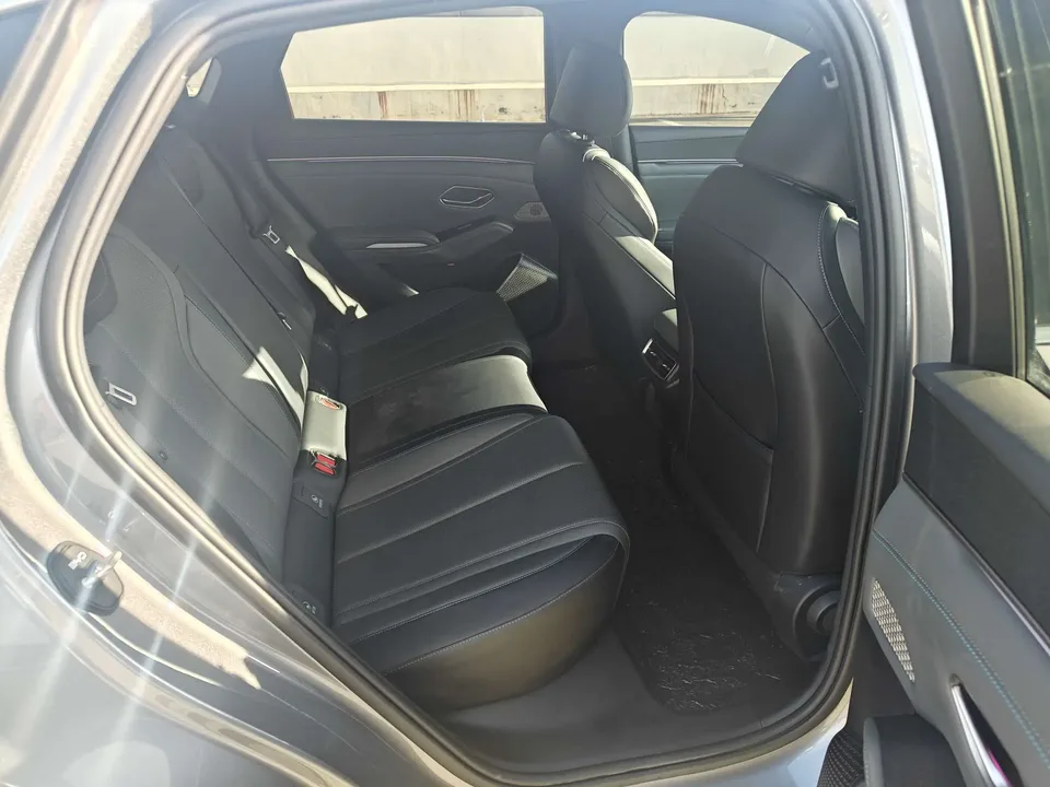 BYD Qin PLUS DM Honor Edition DM-i 120KM Leading Edition 2024 — миниатюра 3
