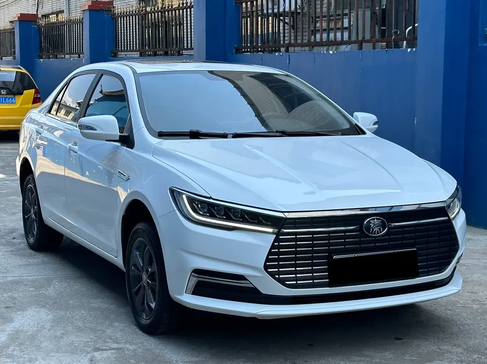 BYD QinEV Travel Edition 2023 — миниатюра 2