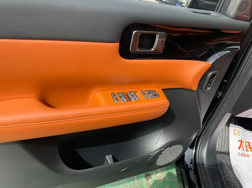 Wuling Starlight S PHEV 130km Flagship Model 2026 — миниатюра 4