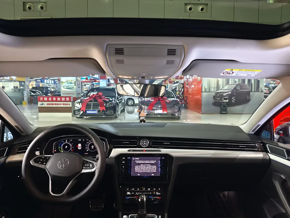 Volkswagen Magotan PHEV Magotan GTE 2022 luxury model 2023 — миниатюра 3