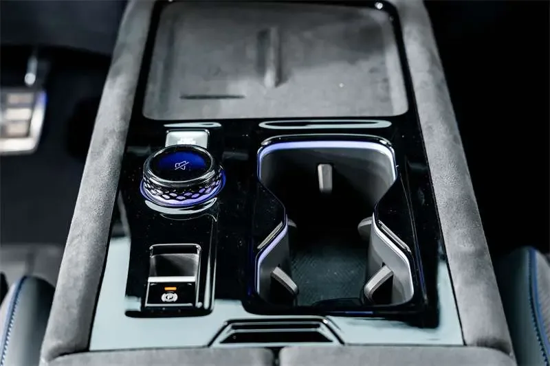 Volkswagen Teramont Teramont 2025 Touron Pro 450TSI 4WD Summit Edition 2025 — thumbnail 5