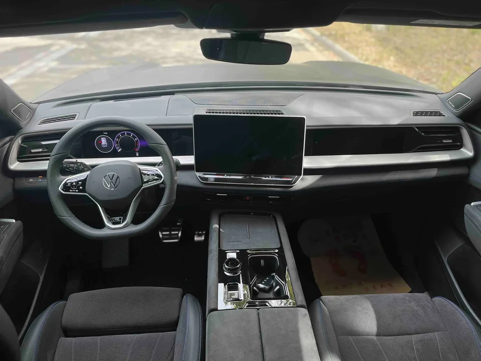 Volkswagen Teramont Teramont 2025 Touron Pro 450TSI 4WD Summit Edition 2025 — thumbnail 4