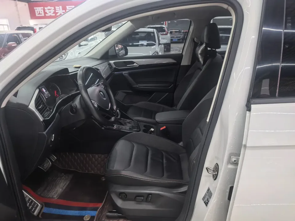 Volkswagen Tayron Tanyue 2022 280TSI 2WD Luxury Smart Edition 2022 — миниатюра 5