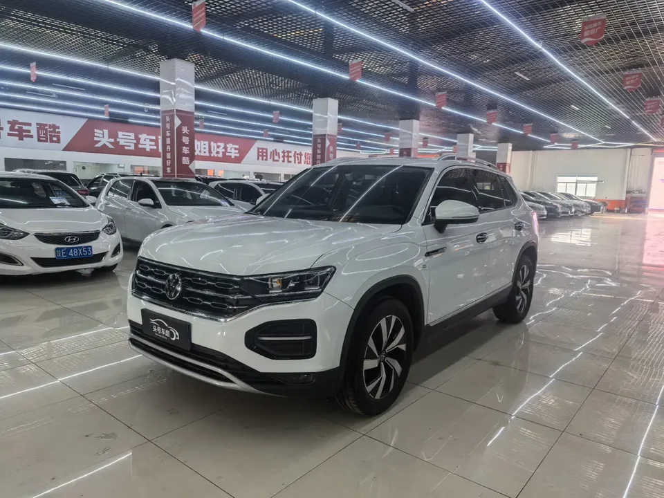 Volkswagen Tayron Tanyue 2022 280TSI 2WD Luxury Smart Edition 2022 — фото 1, купить с доставкой в Москву