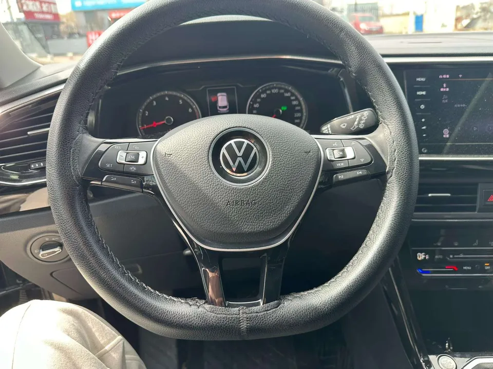 Volkswagen Tayron Tanyue 2022 280TSI 2WD Luxury Smart Edition 2022 — миниатюра 4