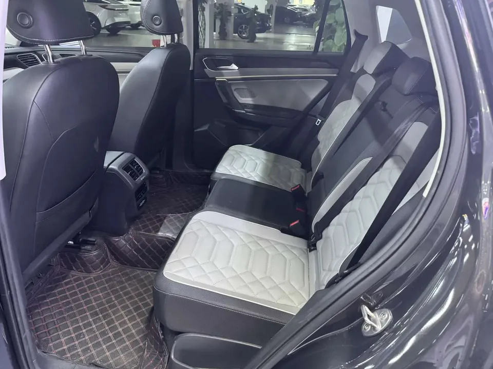 Volkswagen Tayron Tanyue 2023 280TSI 2WD Luxury Plus Advanced Edition 2023 — миниатюра 4