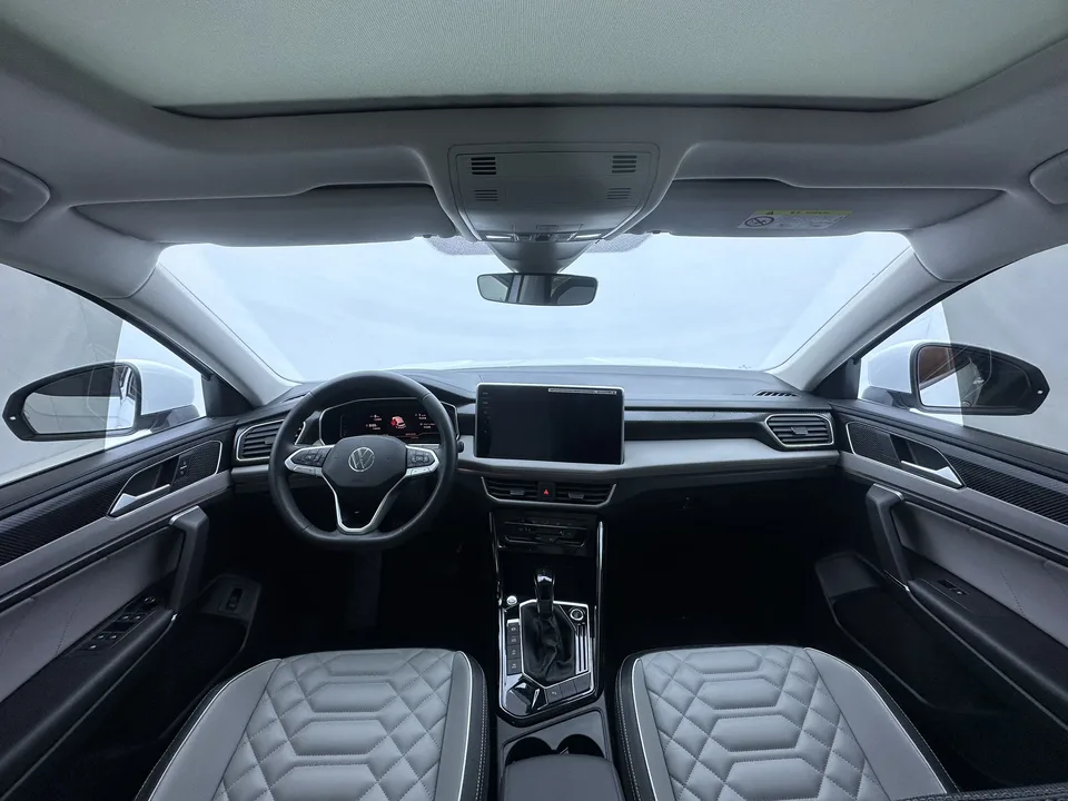 Volkswagen Tayron Tanyue 2023 280TSI 2WD Luxury Plus Advanced Edition 2022 — миниатюра 4