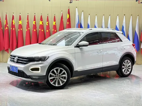 Volkswagen T-Roc 2023 купить в Москве
