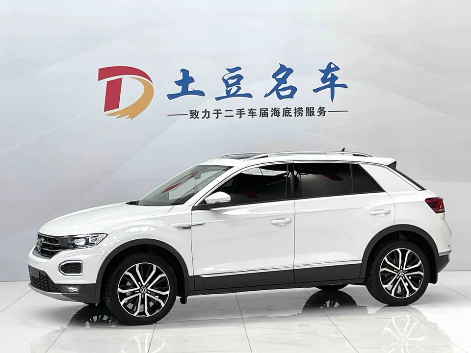 Volkswagen T-Roc Tange 280TSI DSG Two-Wheel Drive Comfort Smart Connected Edition 2022 — фото 1, купить с доставкой в Москву