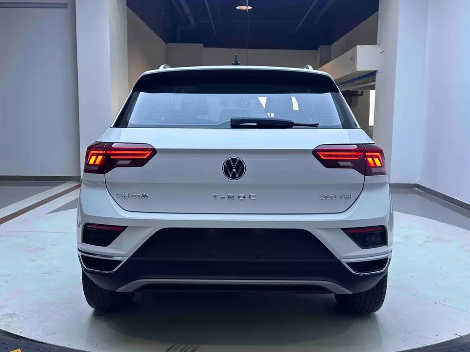 Volkswagen T-Roc Tange 280TSI DSG two-wheel drive comfort PLUS 2022 — миниатюра 2