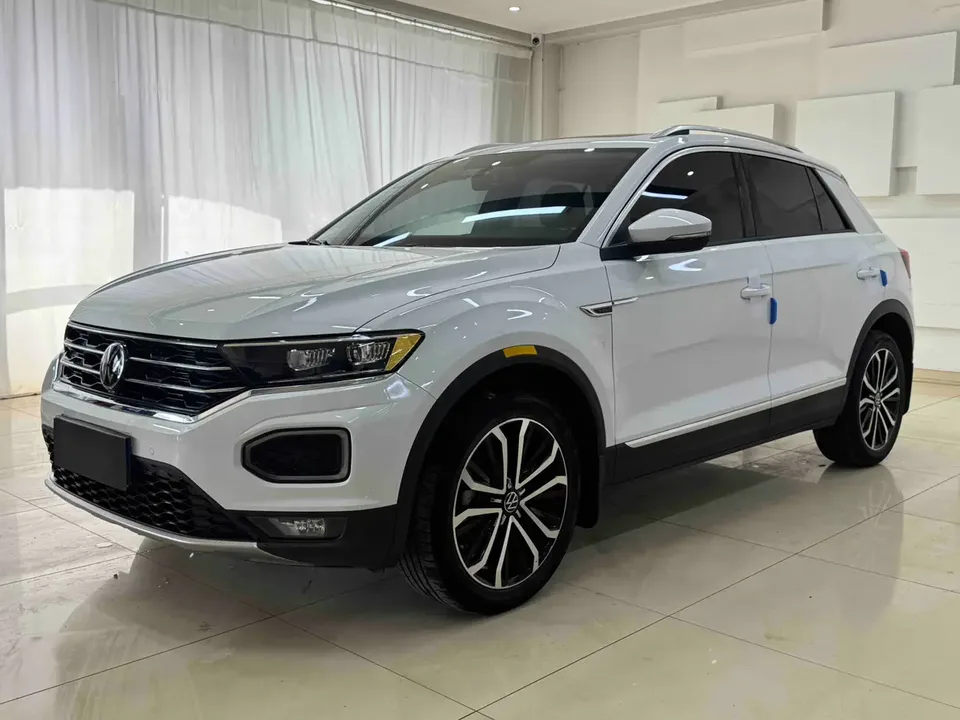 Volkswagen T-Roc Tange 280TSI DSG two-wheel drive comfort PLUS 2022 — фото 1, купить с доставкой в Москву