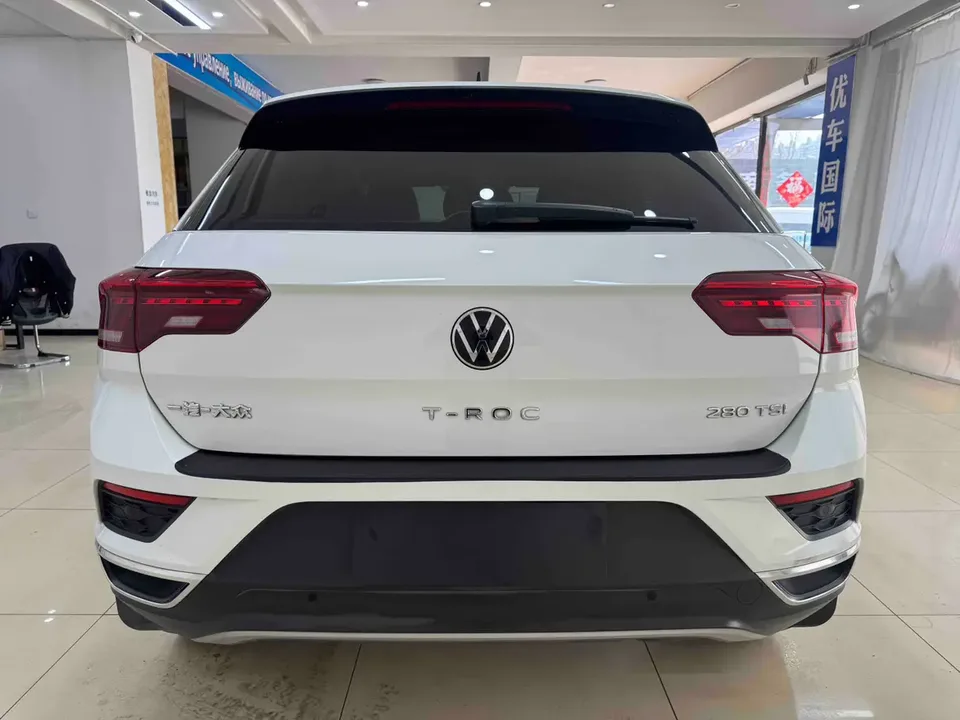 Volkswagen T-Roc TANG 2022 280TSI DSG 2WD Comfort PLUS 2022 — thumbnail 2