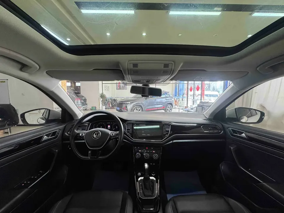 Volkswagen T-Roc TANG 2022 280TSI DSG 2WD Comfort PLUS 2022 — thumbnail 3