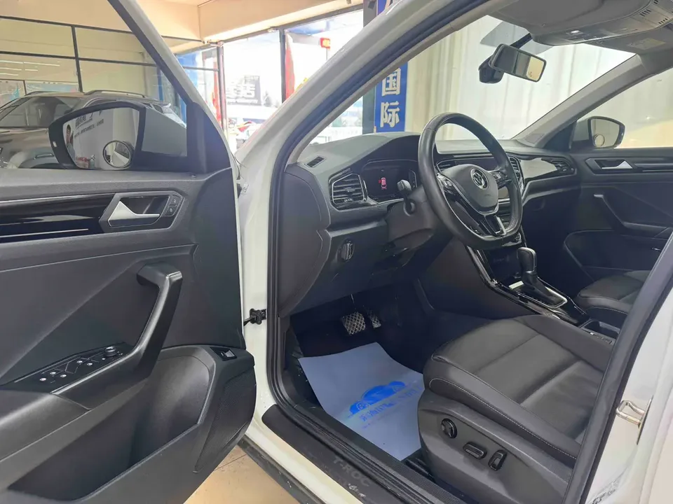 Volkswagen T-Roc TANG 2022 280TSI DSG 2WD Comfort PLUS 2022 — thumbnail 5