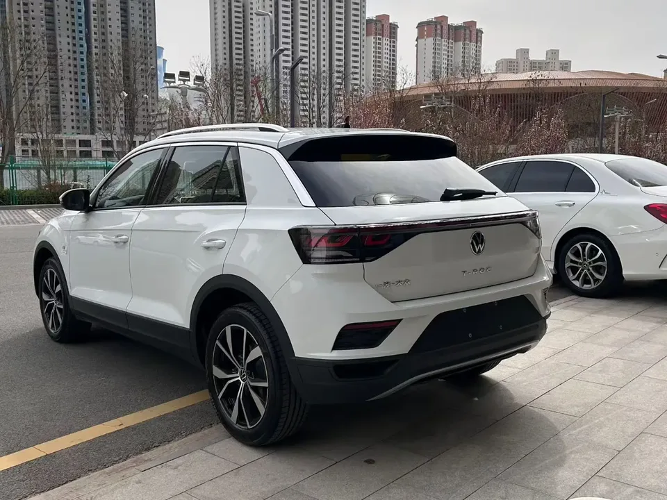Volkswagen T-Roc 2026 Volkswagen T-Roc 280TSI DSG Time Edition 2026 — миниатюра 4