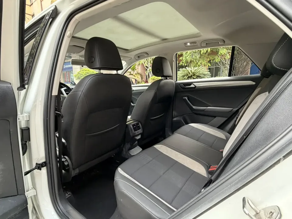 Volkswagen T-Roc TANG 2022 280TSI DSG 2WD Elite PLUS 2023 — thumbnail 3
