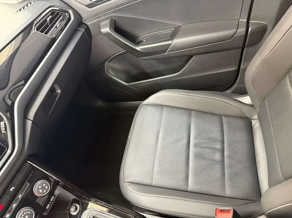 Volkswagen T-Roc TANG 2022 280TSI DSG 2WD Comfort PLUS 2023 — миниатюра 5
