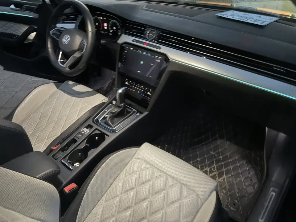 Volkswagen Magotan Magotan 2023 2 million commemorative edition 330TSI DSG luxury model 2023 — миниатюра 3